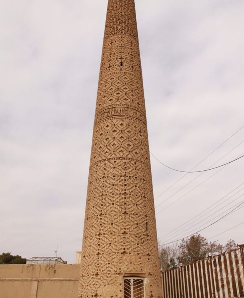 منار قدیمی مسجد تاریخانه