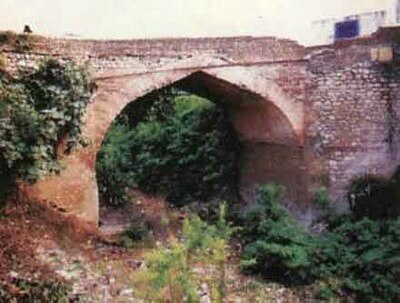 راه شاهی یا جاده ی شاه عباسی در حاشیه دریای خزر